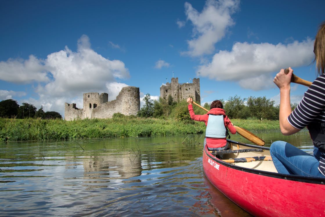 Trim Castle canoe