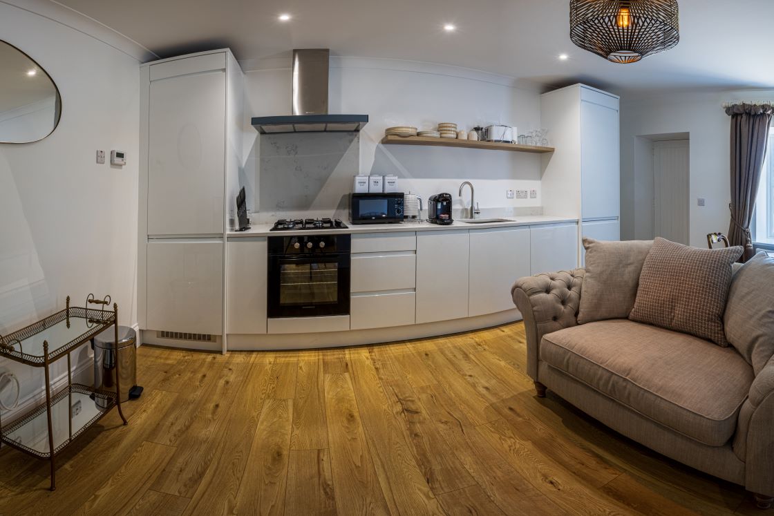 BVH Applewood Cottage