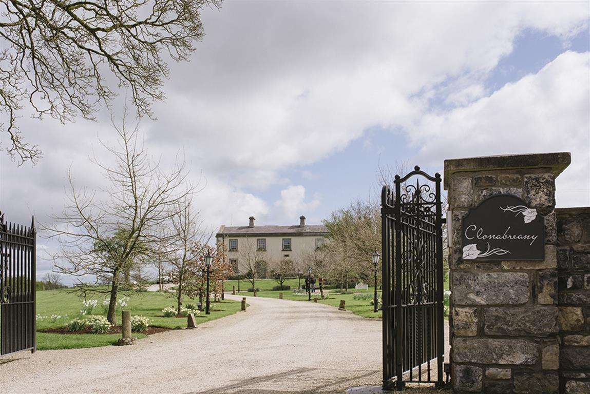 Clonabreaney House