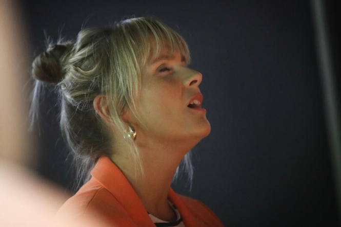 Afternoon Signing Session