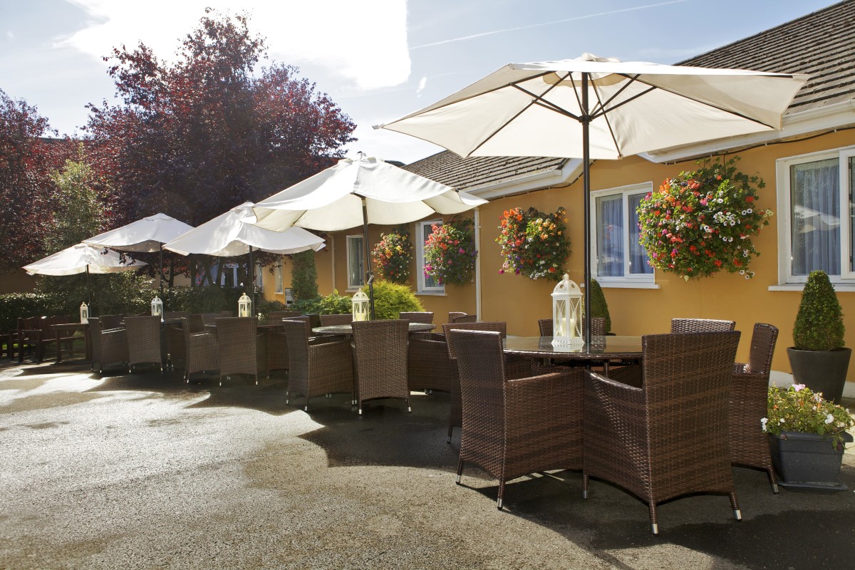 Hamlet Court Hotel