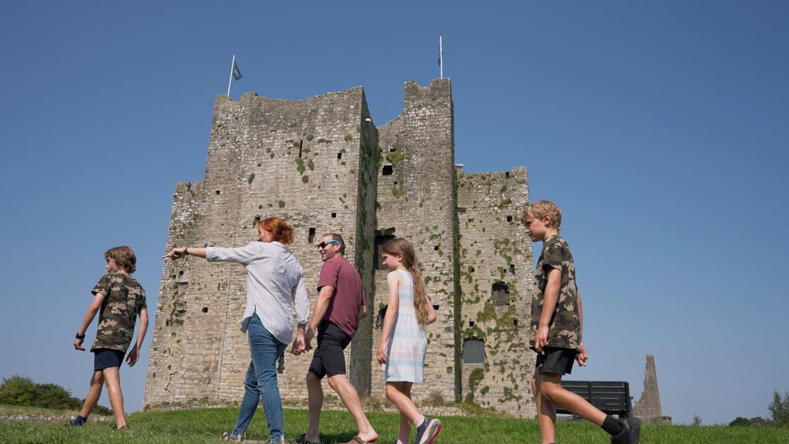 Trim Castle by Islander Visuals