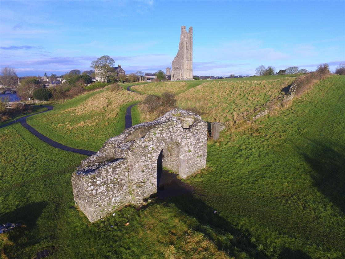 Yellow Steeple and Sheepgate