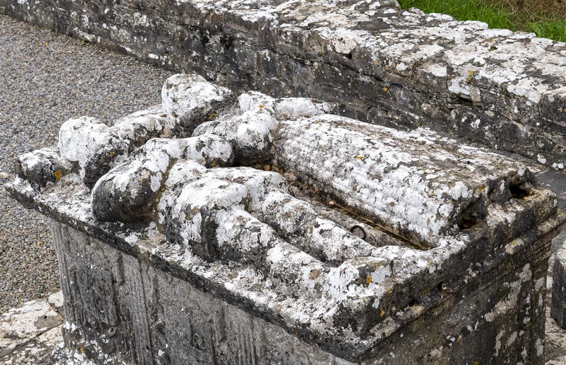 Tomb of Jealous Man and Woman