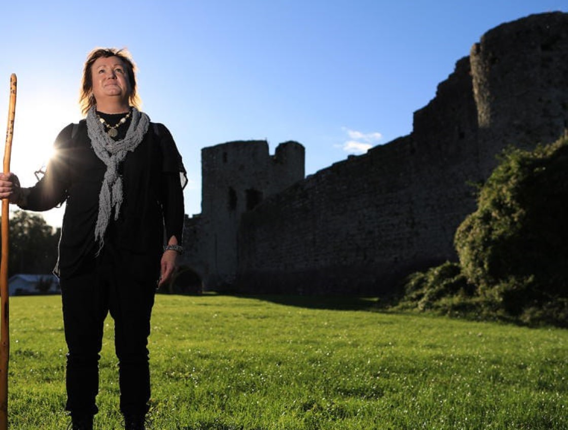 tRIM wALKING tOURS