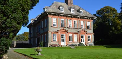 Beaulieu House And Gardens Featured Image